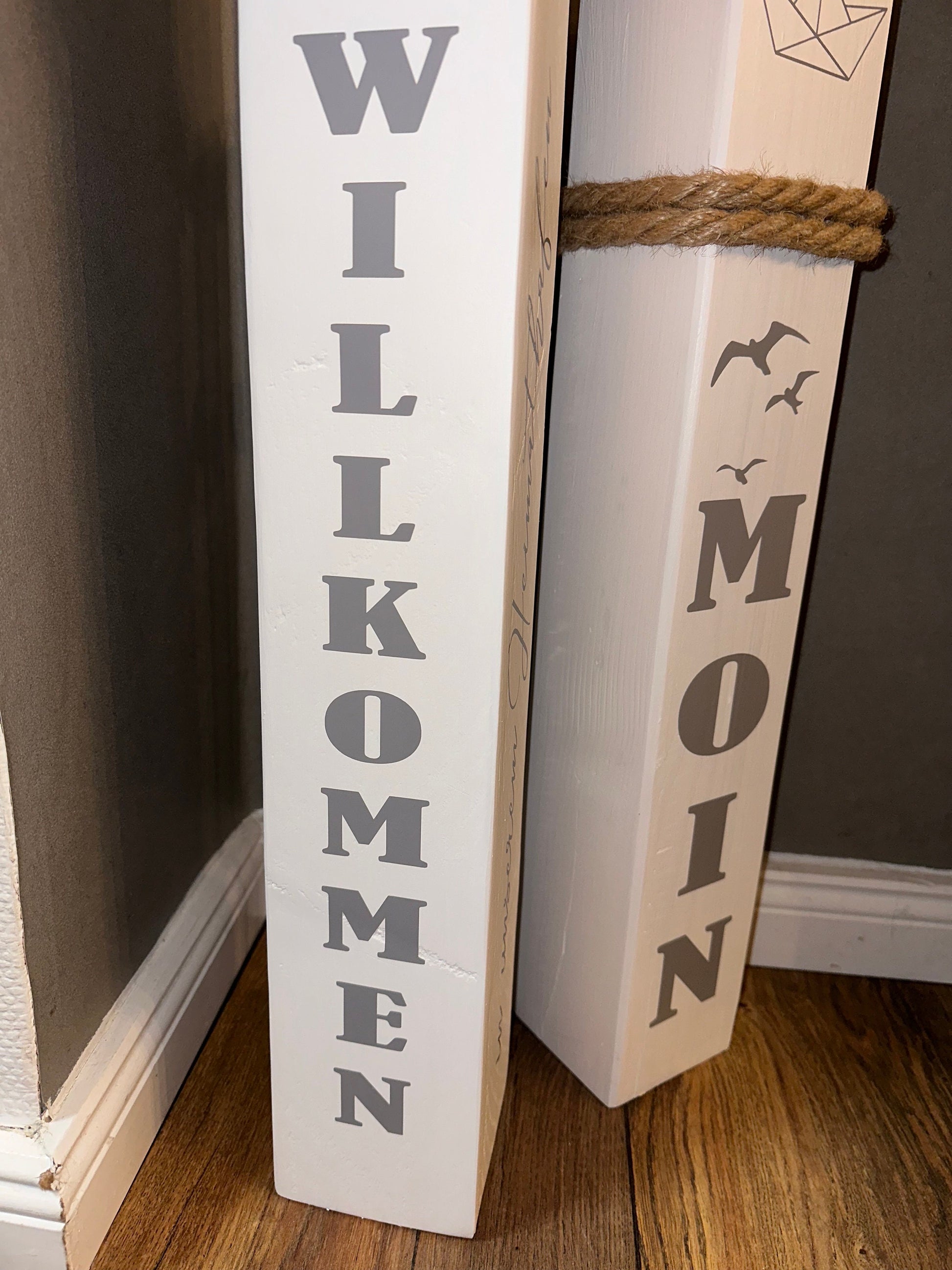 Nautical Wooden Bollards Set of 2 – Maritime Coastal Home Decor | Handmade Wooden Posts with Anchor & Moin | Beach House Decoration