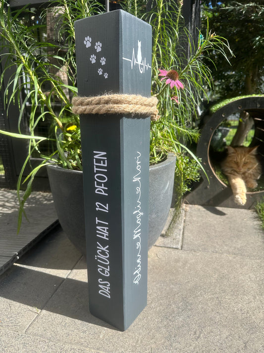 Personalized Wooden Pillar for Pet Lovers | Custom Dog & Cat Memorial Bollard | Nautical Home and Garden Decor | Unique Pet Keepsake Gift