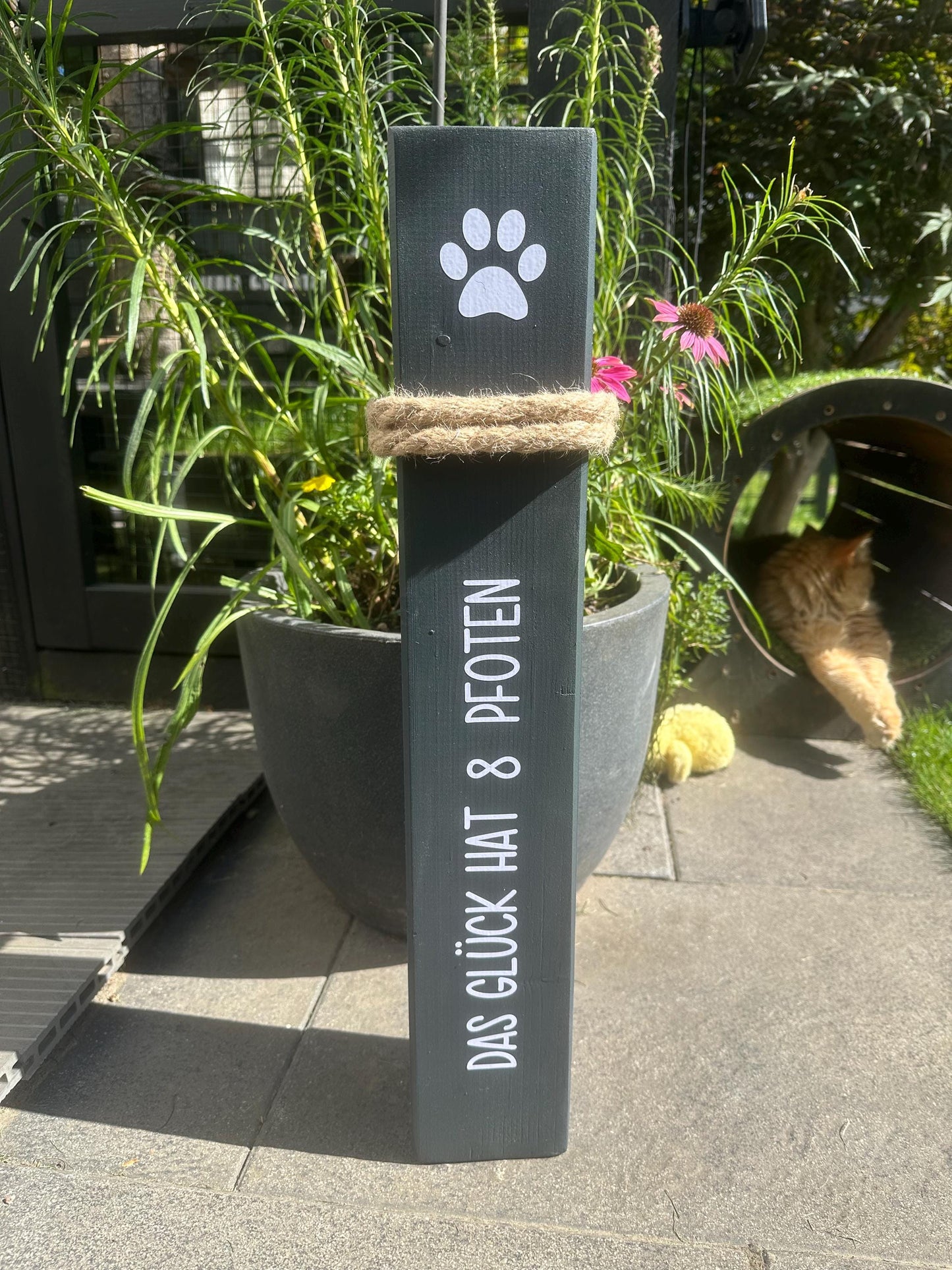 Personalized Wooden Pillar for Pet Lovers | Custom Dog & Cat Memorial Bollard | Nautical Home and Garden Decor | Unique Pet Keepsake Gift