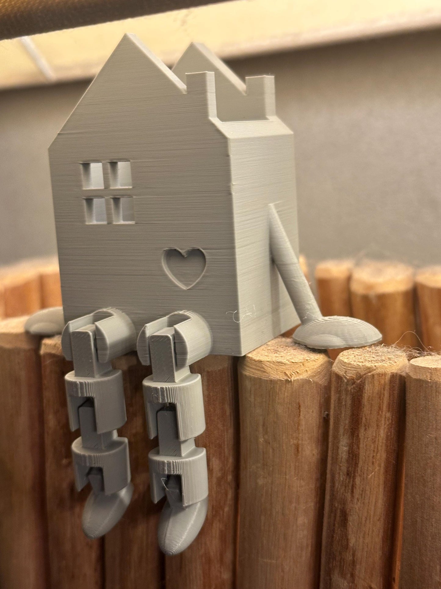 Beleuchtetes Kantenhocker-Haus mit Herz | LED Mini-Haus Figur 3D Druck | Weihnachtsdeko Fensterbank Geschenk Einzug